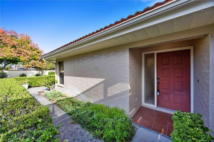 Property Photo:  4581 Lakecrest Place 22  FL 34233 