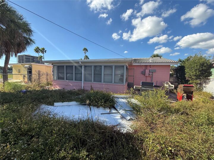 Property Photo:  624 77th Avenue  FL 33706 