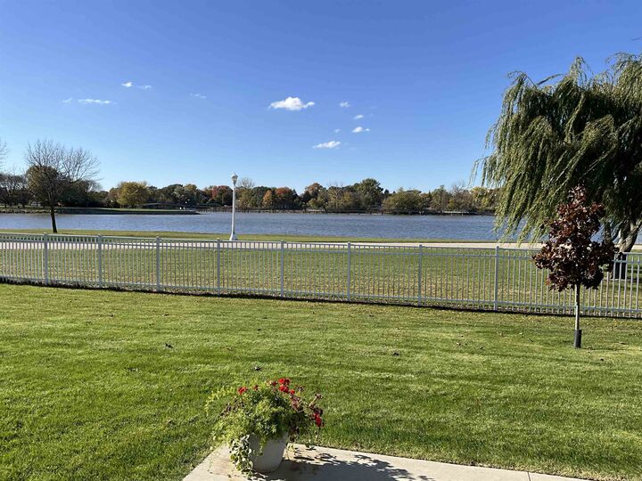 Property Photo:  608 Breaker Cove Street  MI 48708