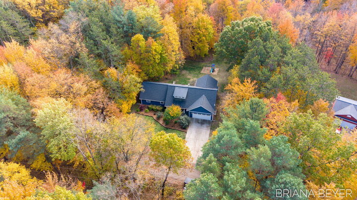 Property Photo:  1840 Main Street  MI 49424 