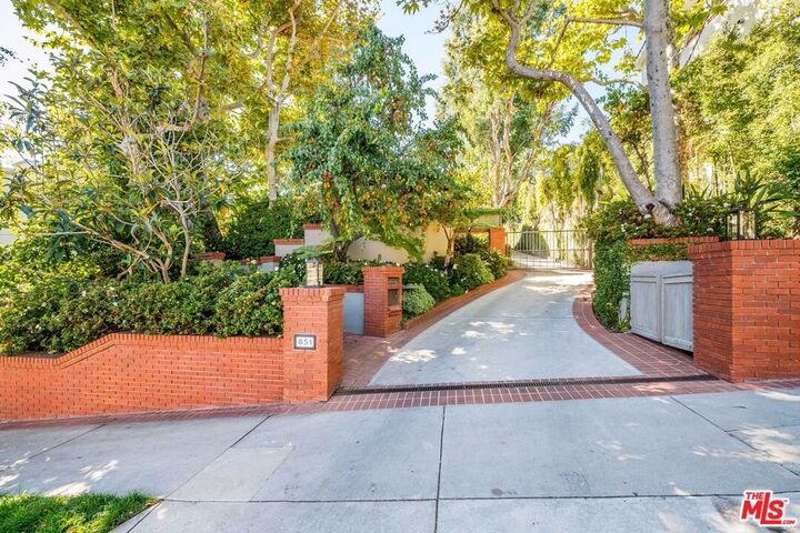 Property Photo: 851 Glenmont Avenue CA 90024