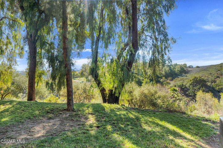 Property Photo:  5728 Oak Bend Lane 107  CA 91377 