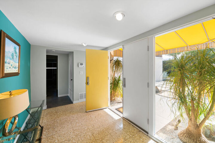 Property Photo:  74576 Fairway Drive  CA 92260 
