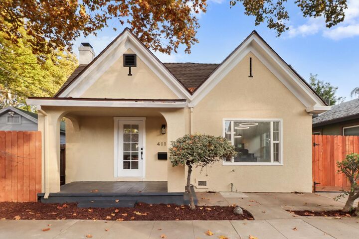 Property Photo:  411 Alhambra Boulevard  CA 95816 