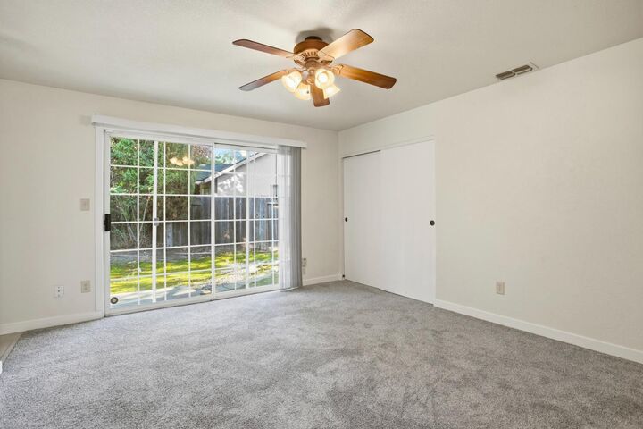 Property Photo:  8282 Union Creek Way  CA 95828