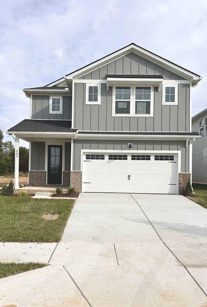 Property Photo: 505 Canal Circle W TN 37214