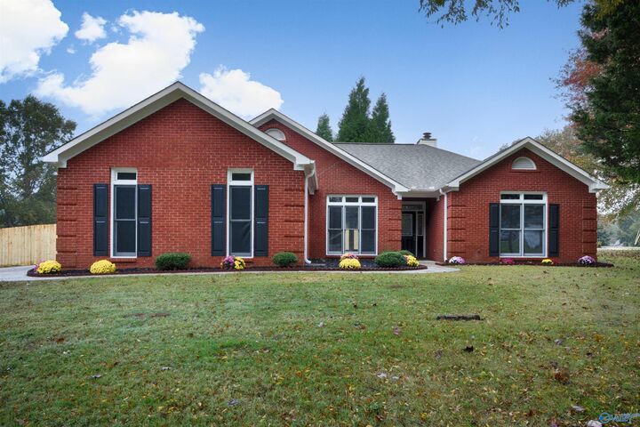 119 Summerfield Lane  Harvest AL 35749 photo