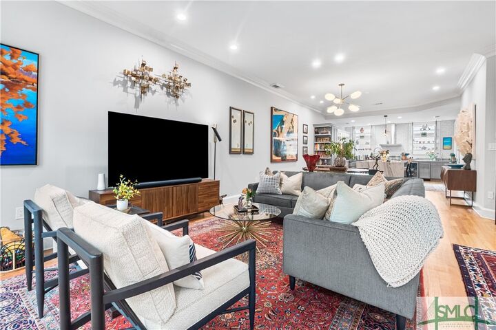 Property Photo:  432 E Oglethorpe Avenue  GA 31401 