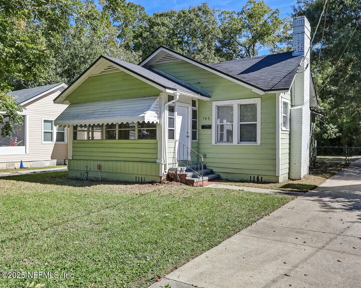 Property Photo: 745 Mackinaw Street FL 32254