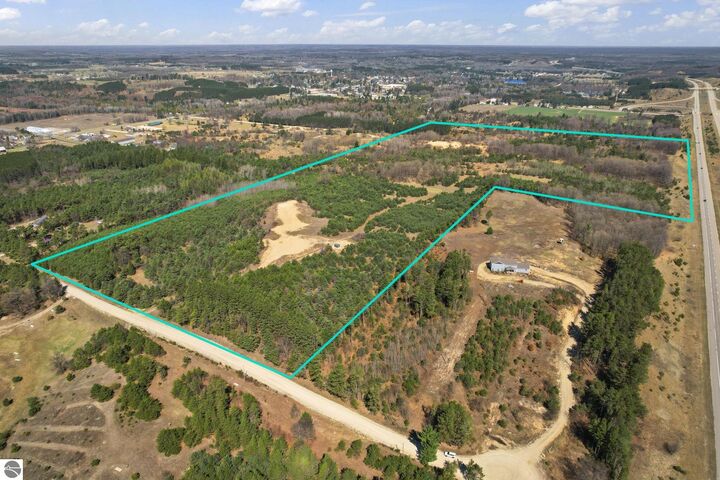 V/L Parcel D E 18 1/2 Road  Manton MI 49663 photo