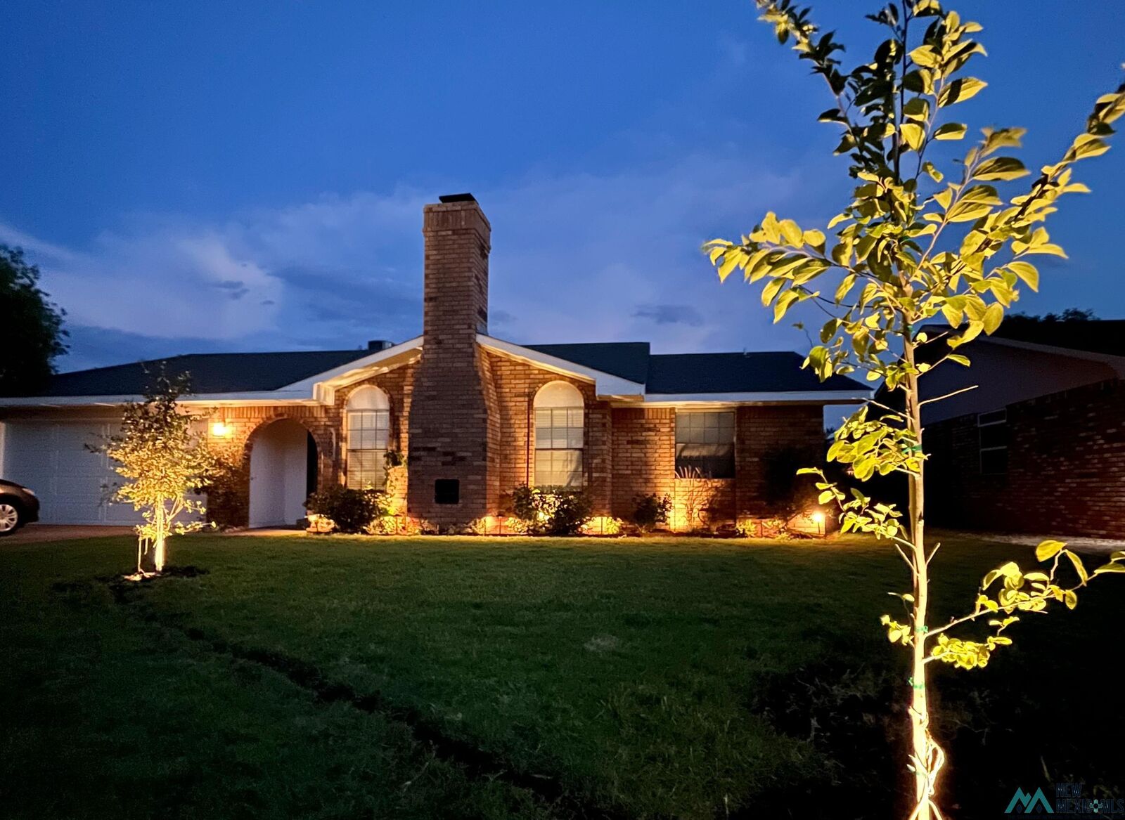 Property Photo: 205 Chanticleer Place NM 88101