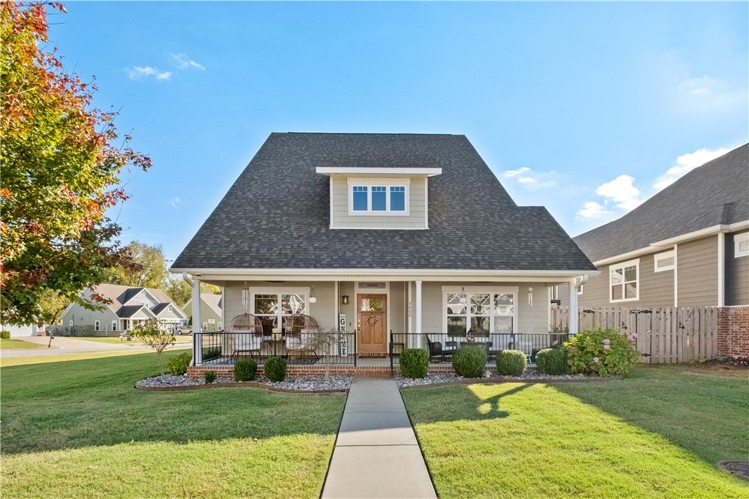 Property Photo: 5800 Willow Street AR 72758