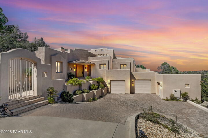 628 W Lee Boulevard  Prescott AZ 86303 photo