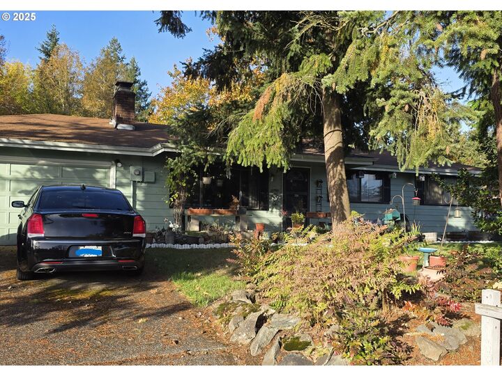 Property Photo: 10500 NE 46th St WA 98682