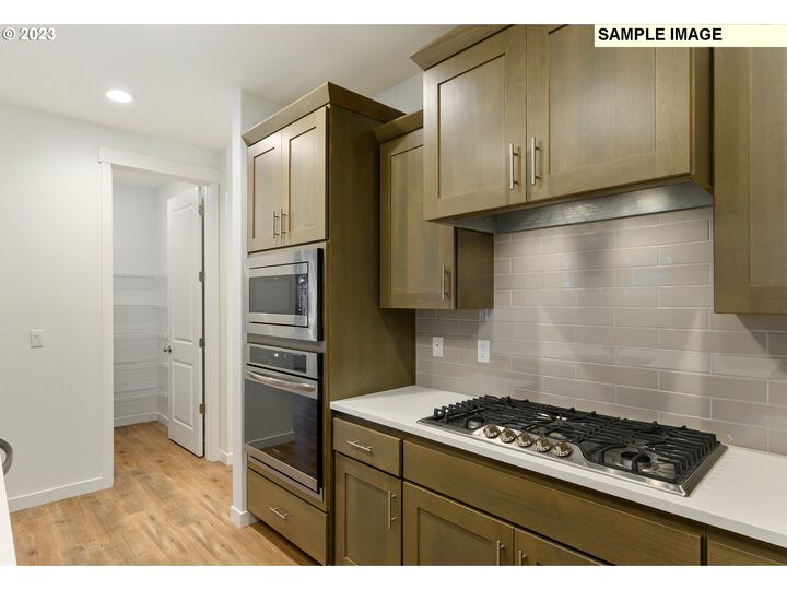 Property Photo:  11597 SE Majestic Falls Lt 748  OR 97086 