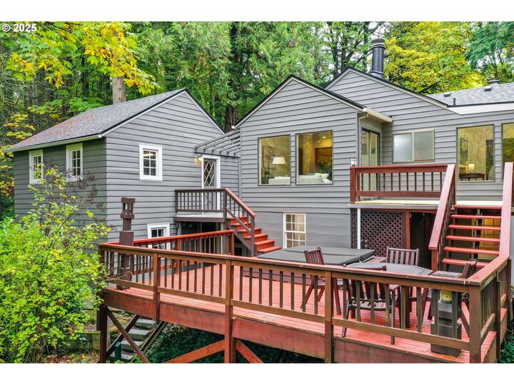 Property Photo: 2465 SW 87th Ave OR 97225