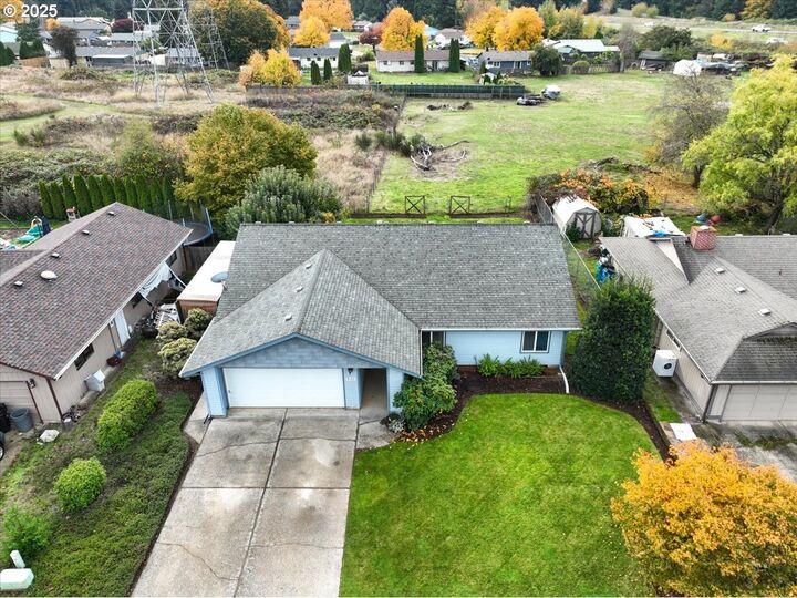 Property Photo:  9105 NE 68th St  WA 98662 