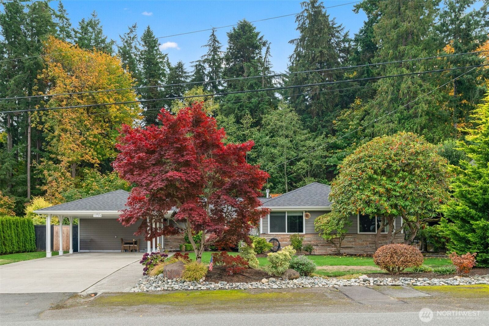 Property Photo:  11108  239th Place SW  WA 98020