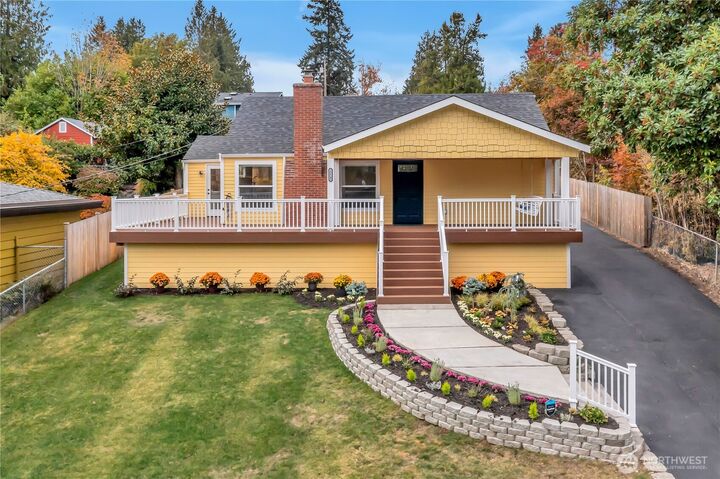 15543  11th Avenue NE  Shoreline WA 98155 photo