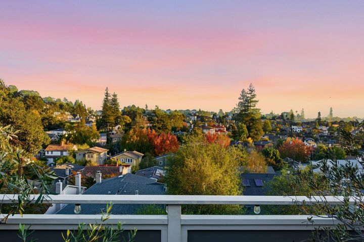 240 Wildwood Avenue  Piedmont CA 94610 photo