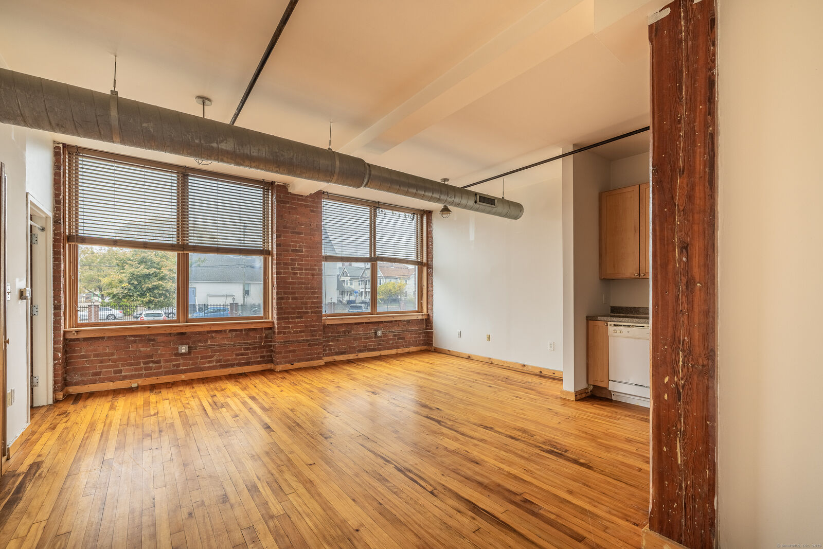 Property Photo:  325 Lafayette Street 8102  CT 06604 