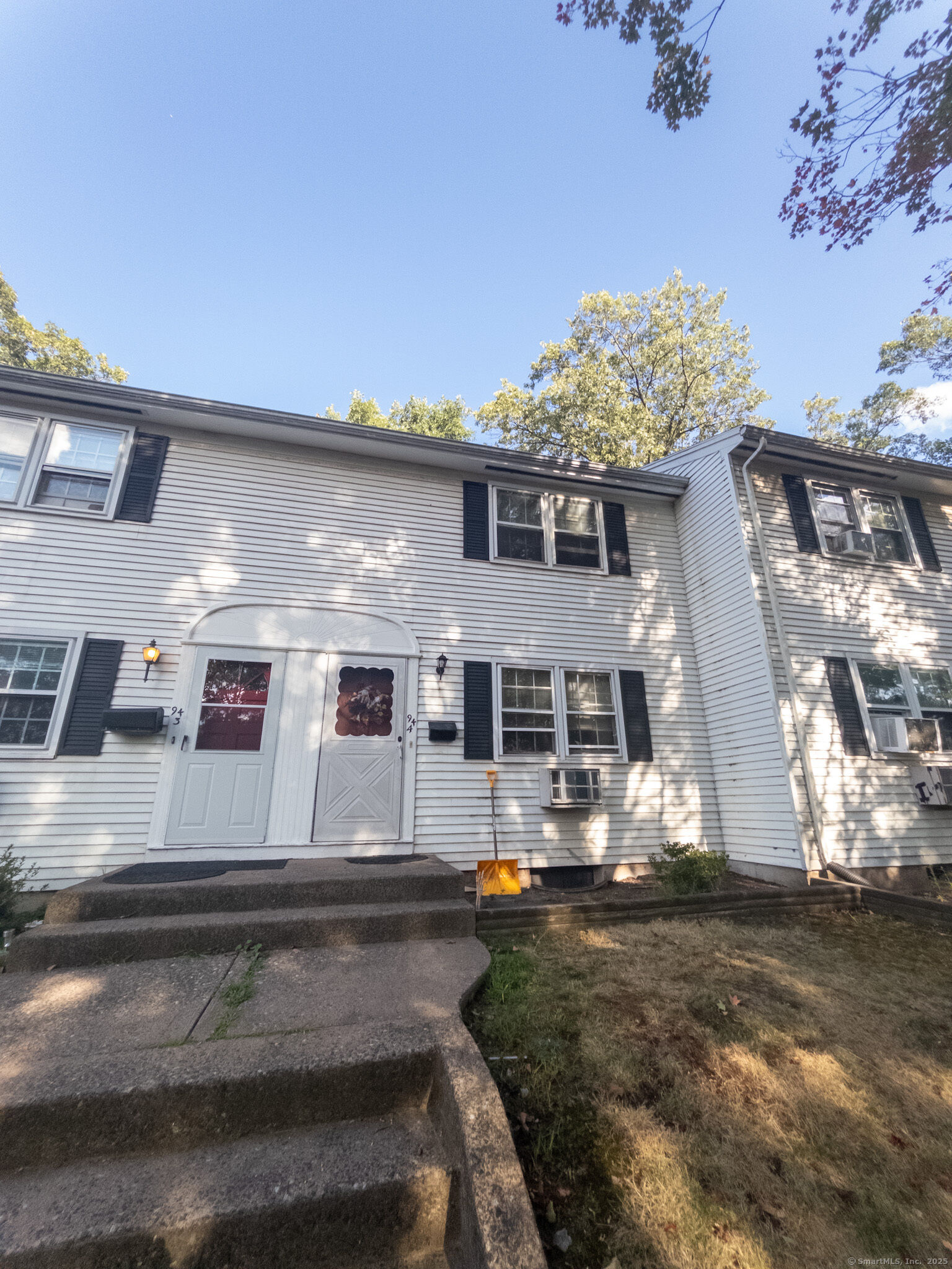 Property Photo: 94 Middle Turnpike East Apt 4 CT 06040