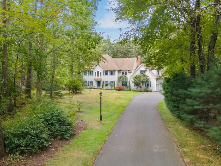 7 Butternut Lane  Oxford CT 06478 photo