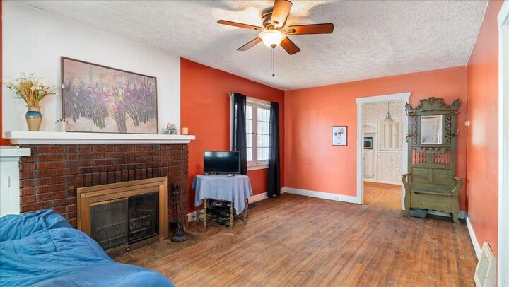 Property Photo: 4024 N Jefferson St WA 99205