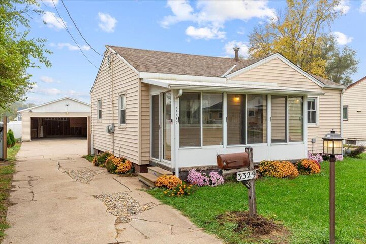 Property Photo: 3329 9th Avenue IA 51501