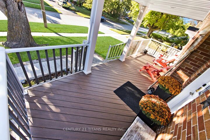 Property Photo: 857 Masson Street ON L1G 5B1