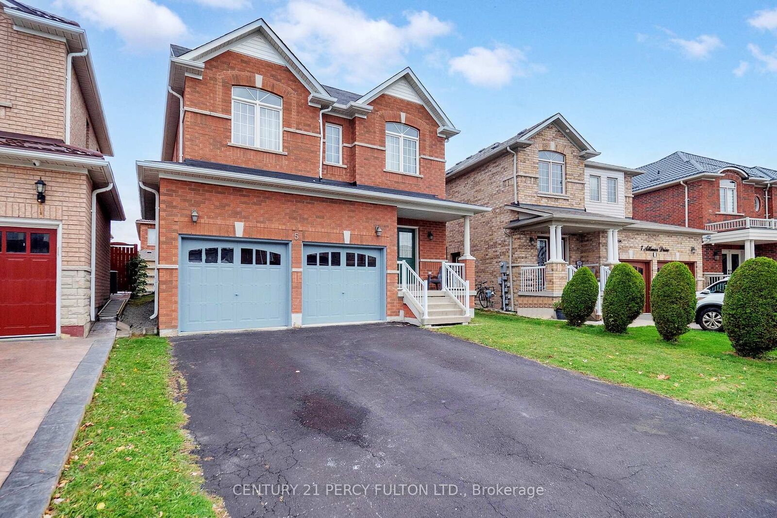 Photo de la propriété:  5 Attmar Drive  ON L6P 2R4 