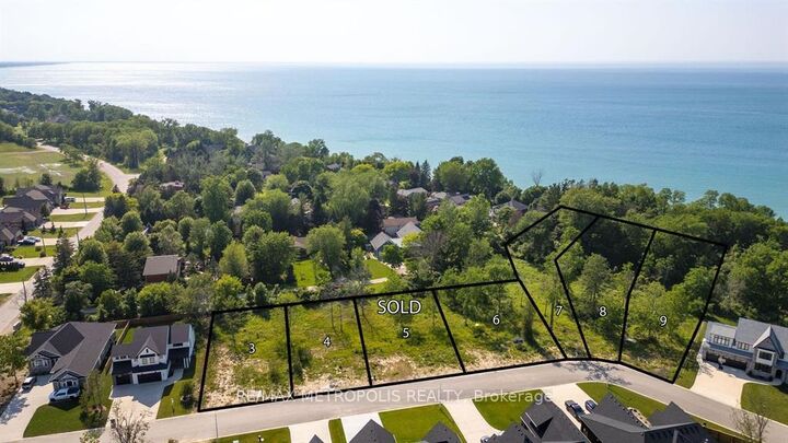 Property Photo:  7049 Blue Coasts Heights N/A  ON N0N 1E0 