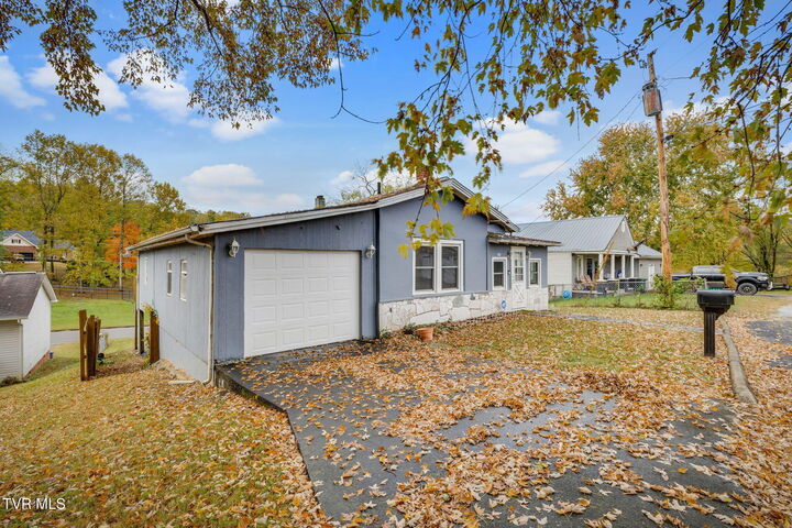 Property Photo:  1614 Burgie St  TN 37643 