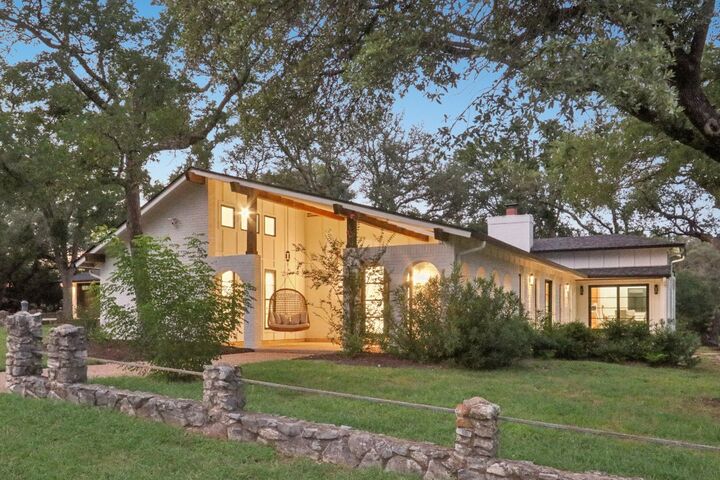 707 Harbor Drive  Georgetown TX 78633 photo