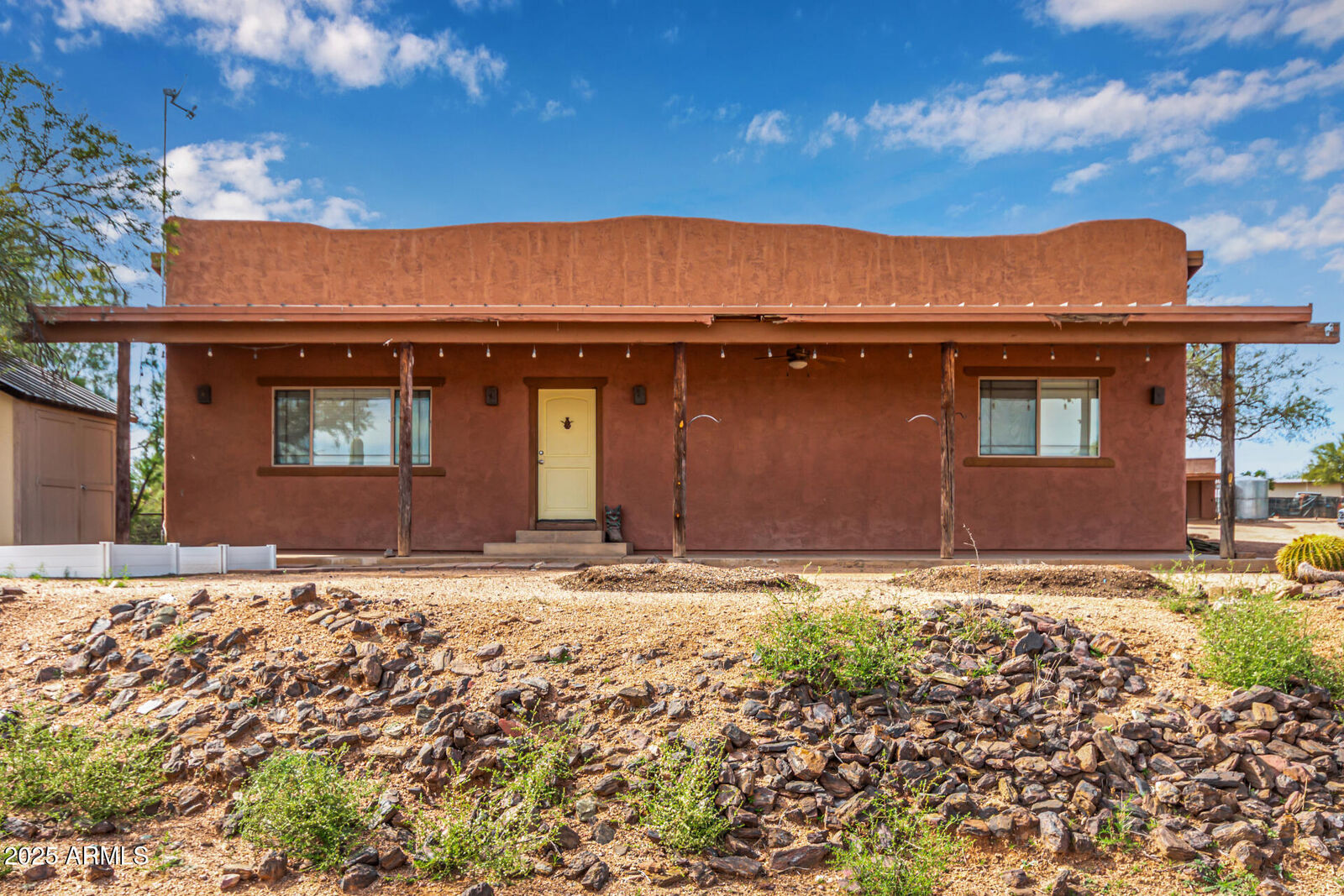Property Photo: 28516 N 141st Street AZ 85262