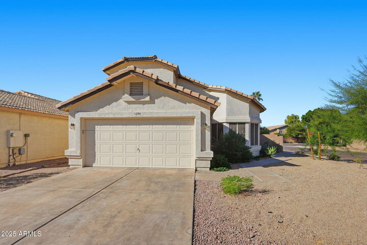Property Photo: 1294 N Blackstone Drive AZ 85224