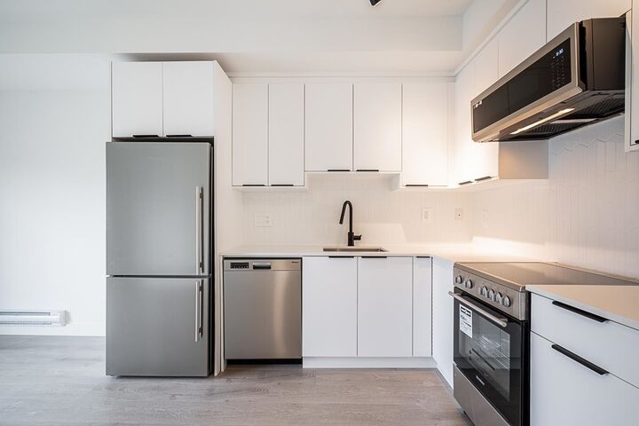 Photo de la propriété:  10616 132 Street 214  BC V3T 0T3 