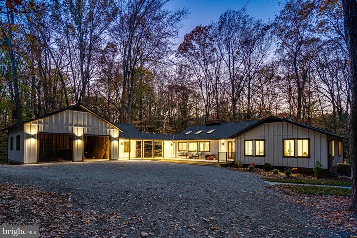 108 Interpromontory Road  Great Falls VA 22066 photo