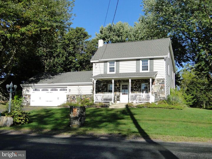 2365 E Swamp Road  Quakertown PA 18951 photo