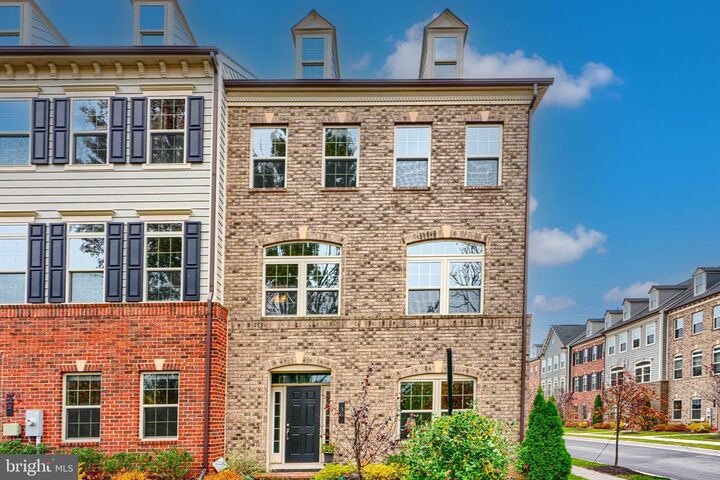 Property Photo: 30 Wedge Way 12 MD 21208