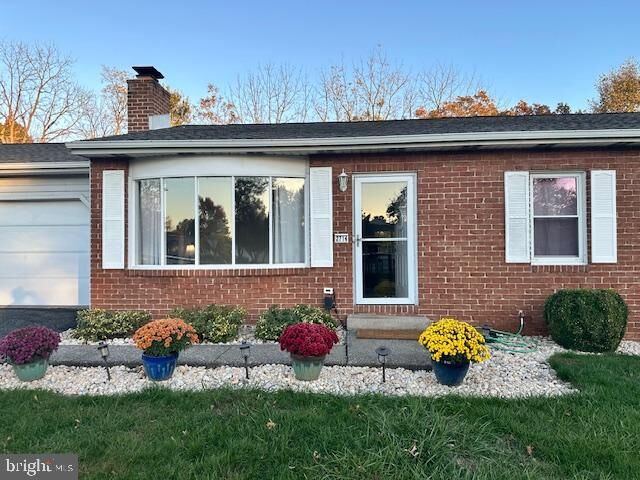 2714 E Rosegarden Boulevard  Mechanicsburg PA 17055 photo
