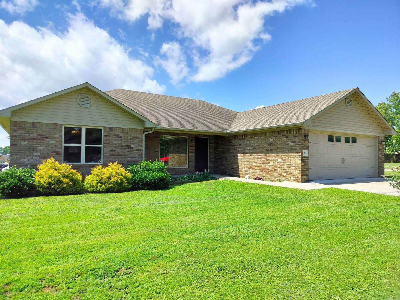 Property Photo: 112 Peachtree Drive AR 72830