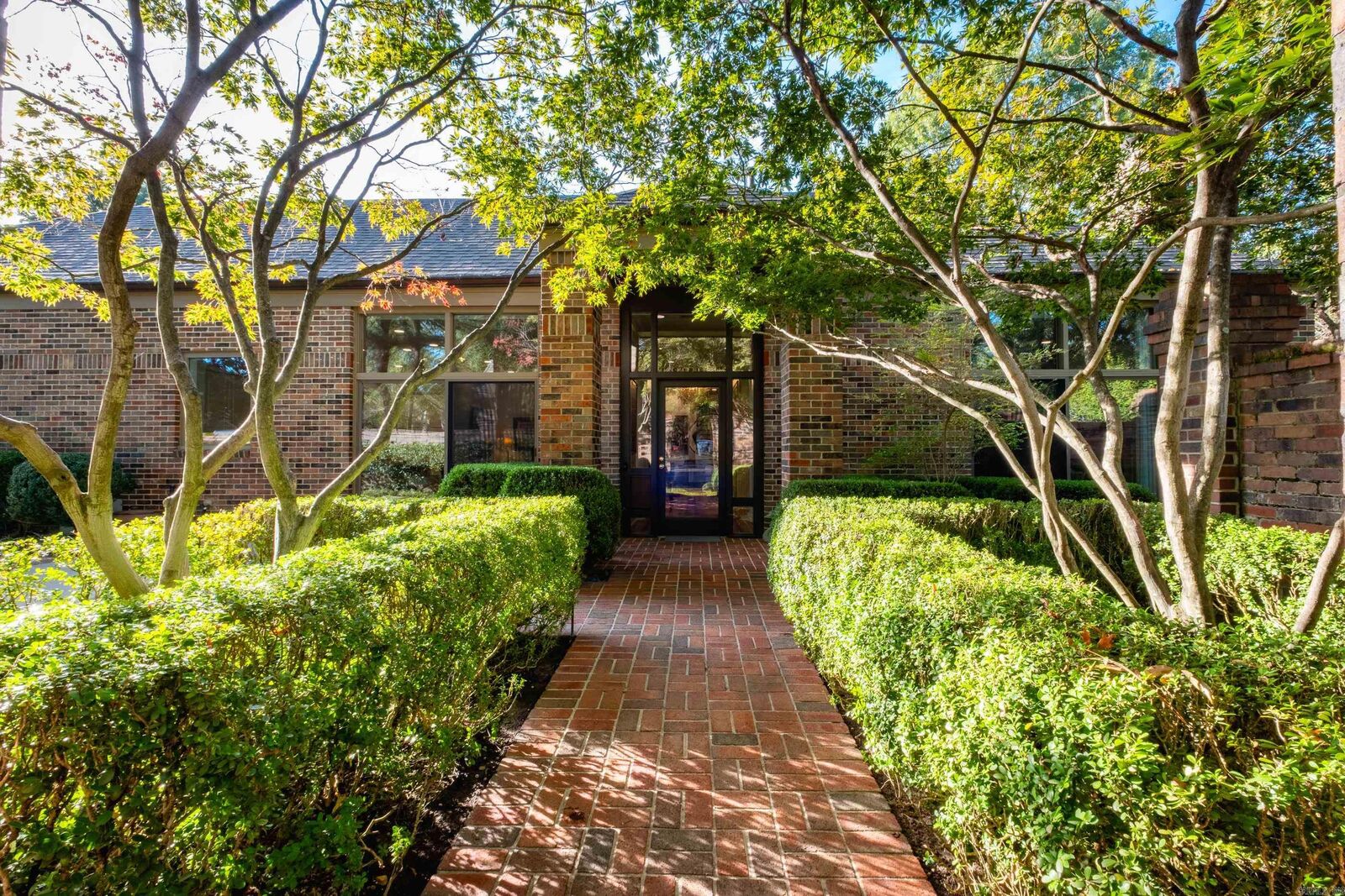 Property Photo: 1 Riverbend Road AR 72202