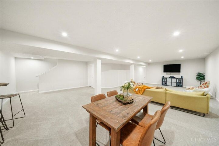 Property Photo: 7877 Timberview Court OH 45005