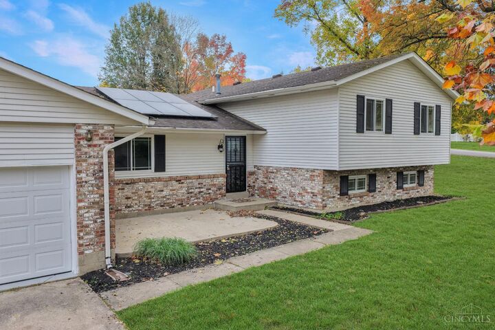 Property Photo: 2 Edam Court OH 45044