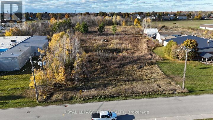 Property Photo:  50 Lorne Street  ON K7A 3K7 