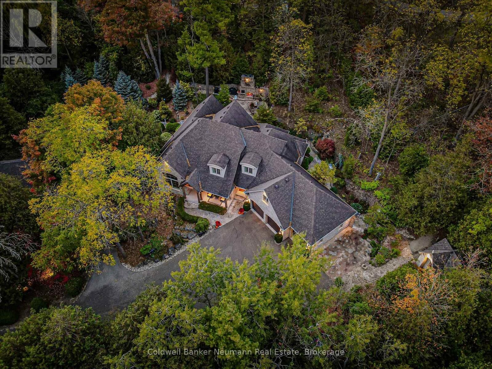 Property Photo: 198 Pasmore Street ON N0B 2K0