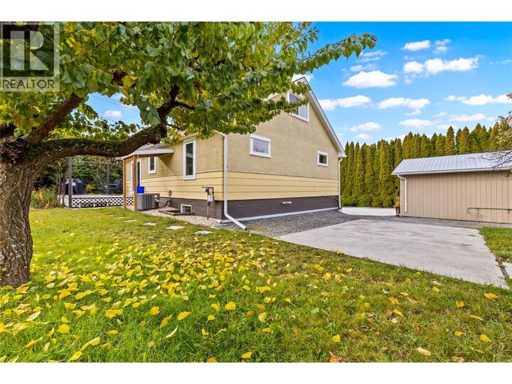 Property Photo: 1130 Erickson Street BC V0B 1G3