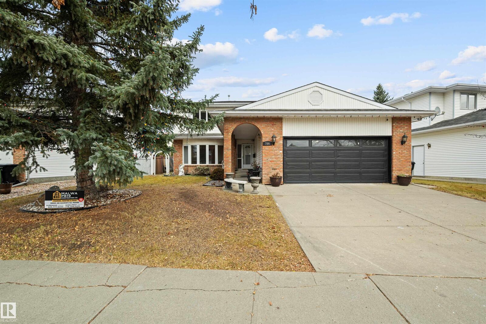 Property Photo:  706 Burley Drive NW  AB T6R 1Y2 