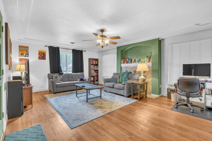 Property Photo:  3343 E Weldon Ave  CA 93703 